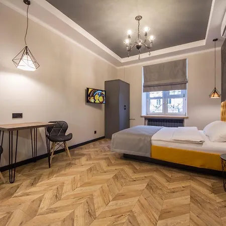 Aparthotel Idea Design Prorizna 4*