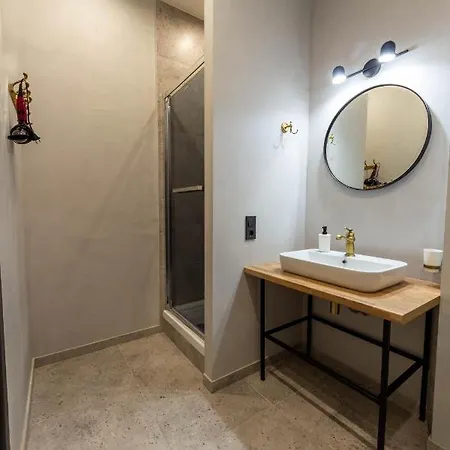 Idea Design Prorizna Apartahotel 4*