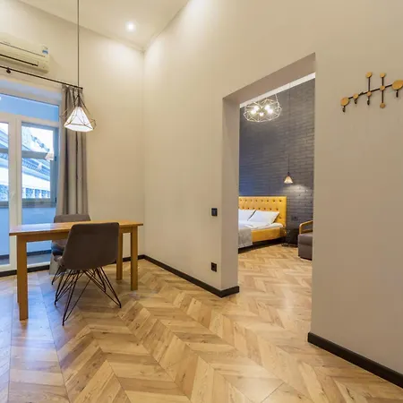 Idea Design Prorizna Aparthotel 4*