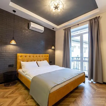 Aparthotel Idea Design Prorizna 4*