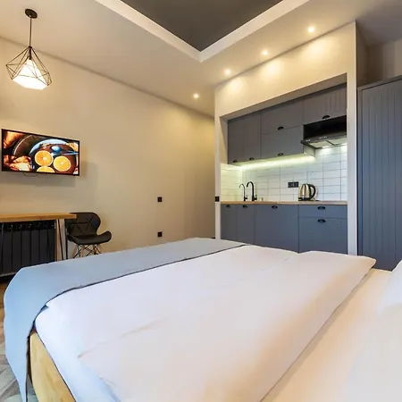 Idea Design Prorizna Апарт-готель 4*
