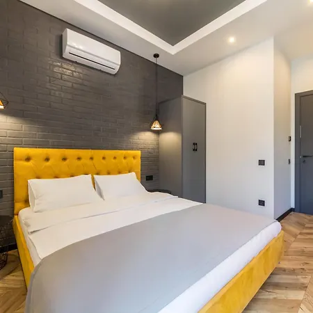 Idea Design Prorizna Апарт-готель 4*